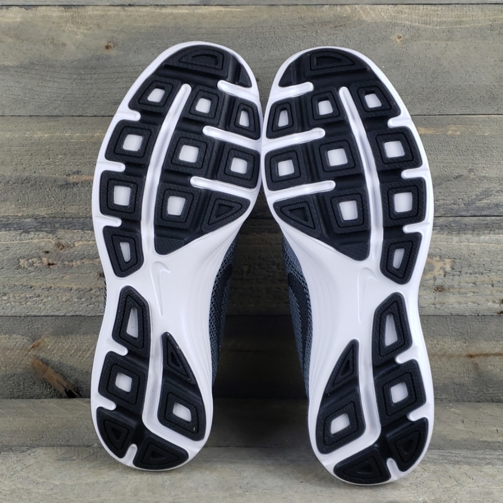 New Nike Revolution 3 Grey/Black/White Running - Picture 5 of 9